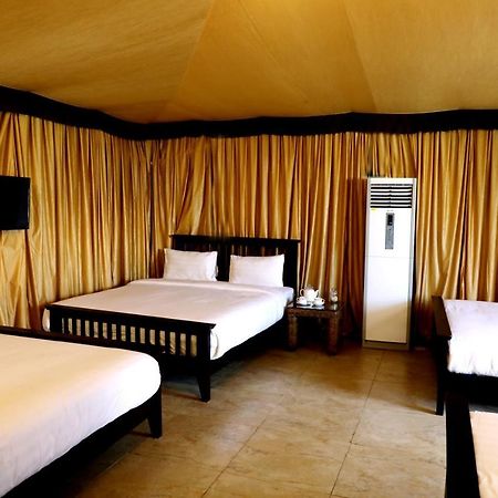 Sunnys World Hotell Pune Eksteriør bilde