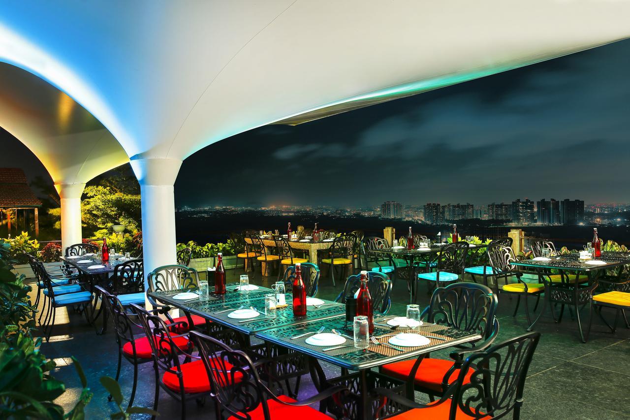 Sunnys World Hotell Pune Eksteriør bilde