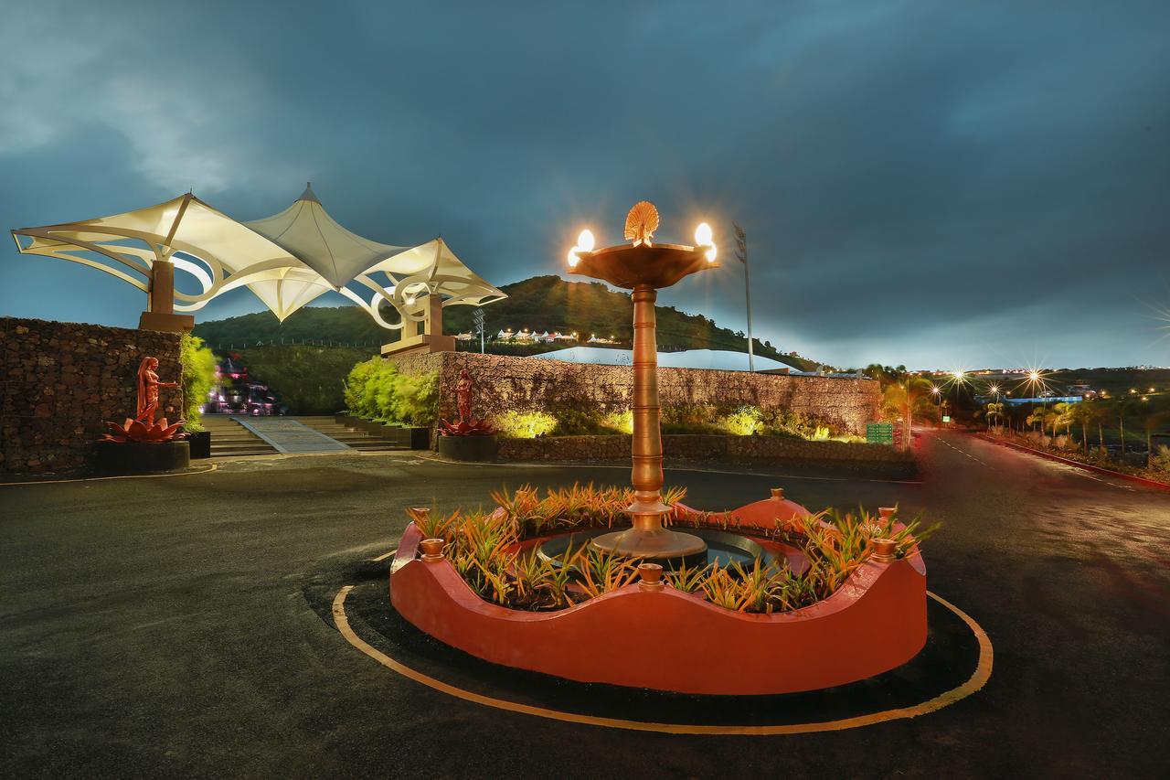 Sunnys World Hotell Pune Eksteriør bilde