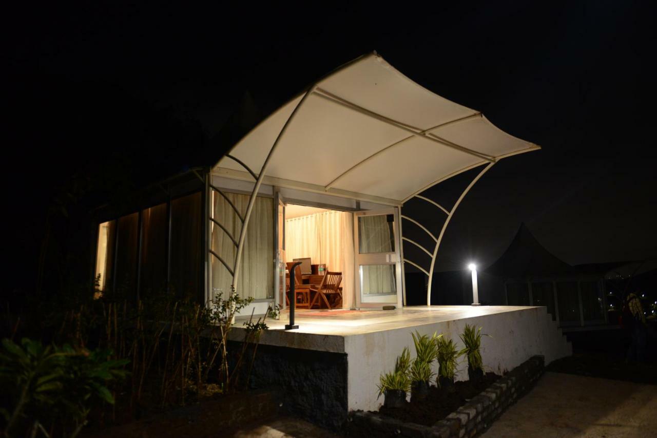 Sunnys World Hotell Pune Eksteriør bilde