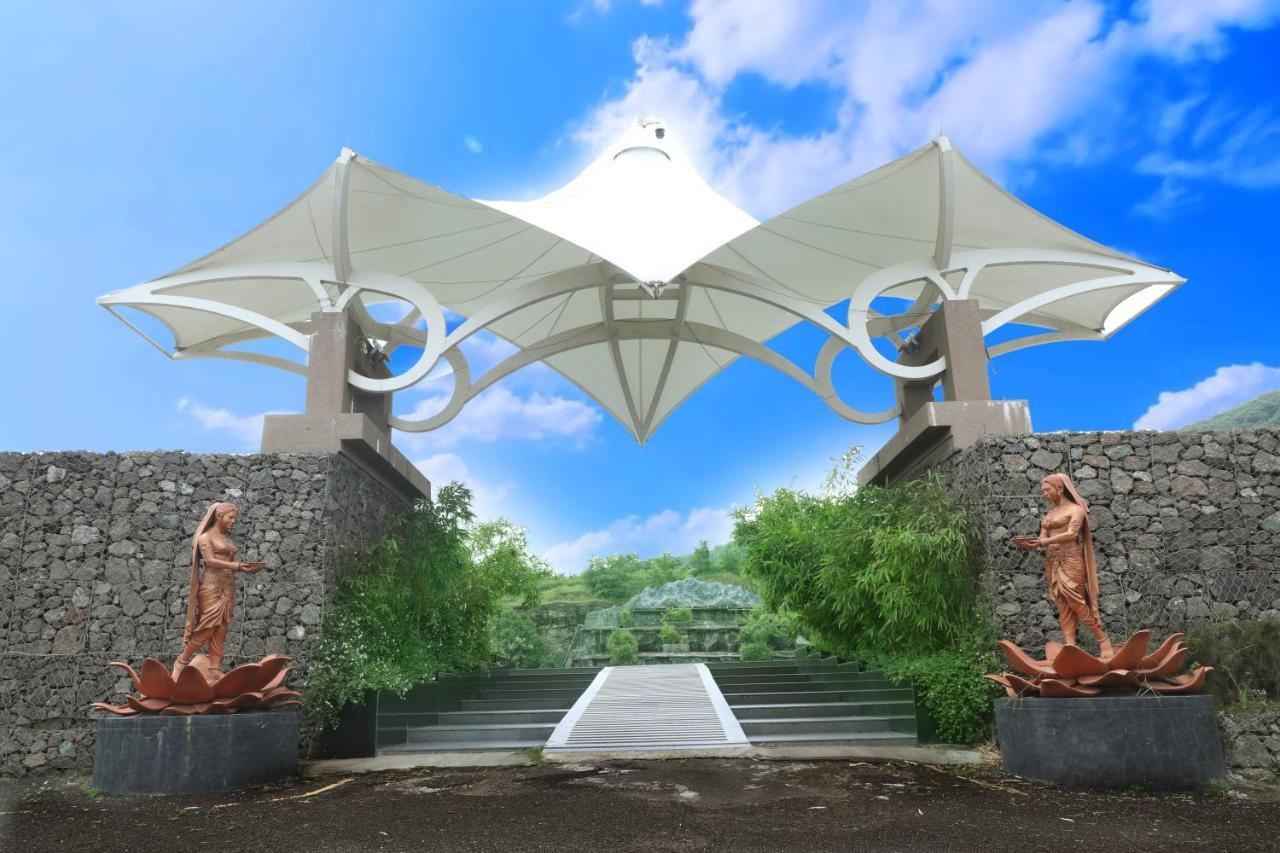 Sunnys World Hotell Pune Eksteriør bilde